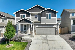 Modern 4-Bed Retreat with Fire Pit - Near Downtown & Airport